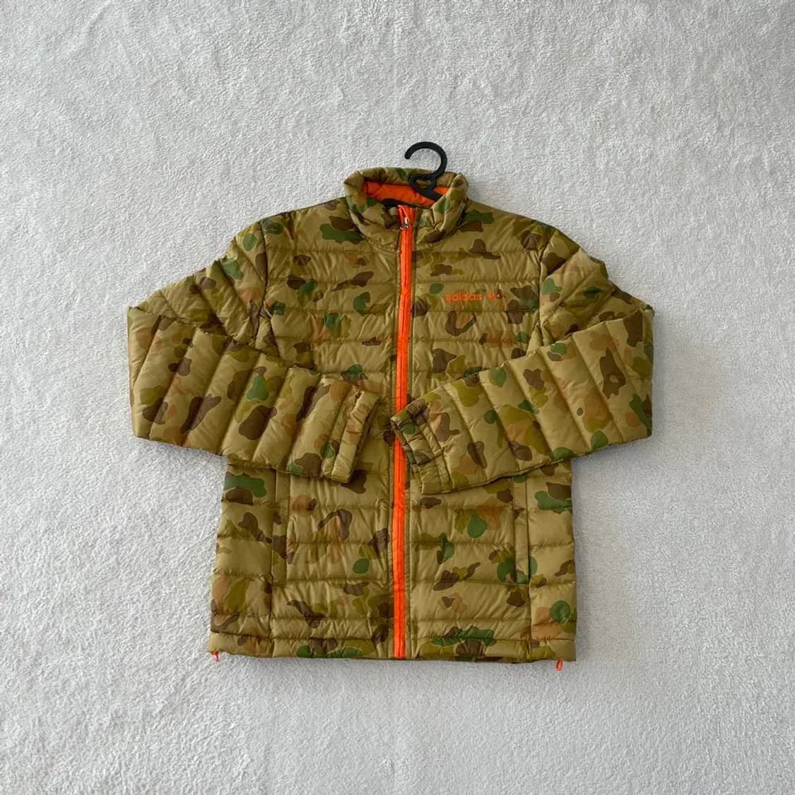 아디다스 카모 다운 경량패딩 85 상품이미지1