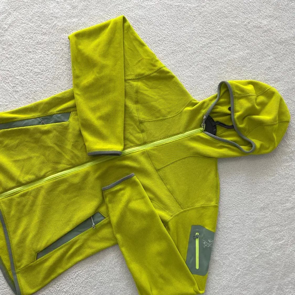 L 아크테릭스 여성 칼리버 폴라텍 후리스 후드자켓 상품이미지3