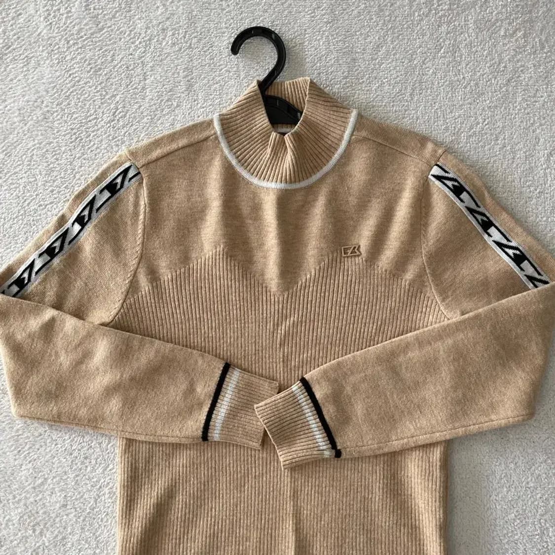 커터앤벅 여성 골프 니트 90 상품이미지2