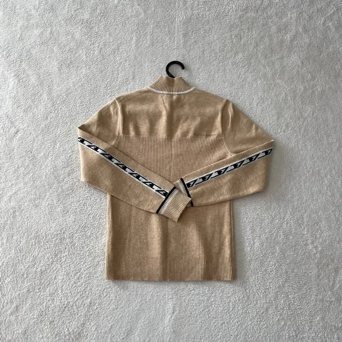 커터앤벅 여성 골프 니트 90 상품이미지9