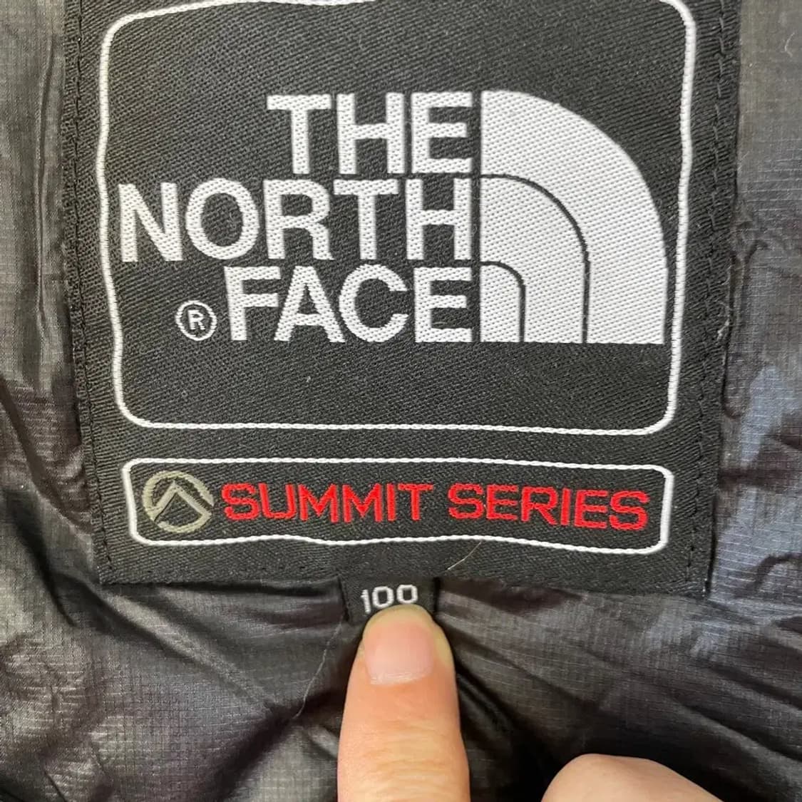 L 노스페이스 아콘카구아 써밋 경량패딩 100 상품이미지4