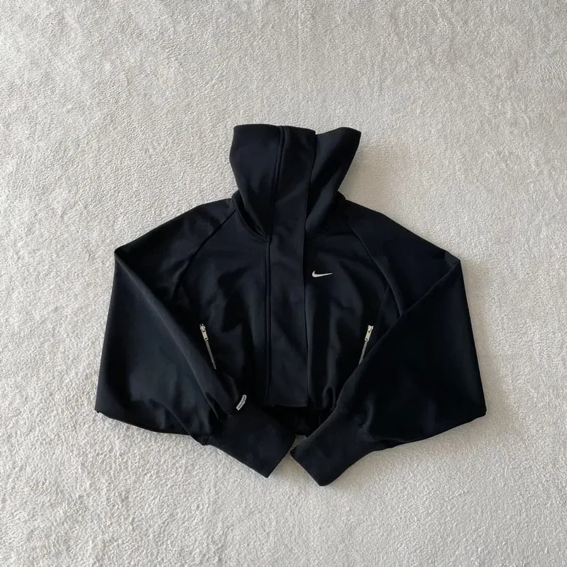 나이키 23SS 오버사이즈 크롭 트랙 자켓 상품이미지4