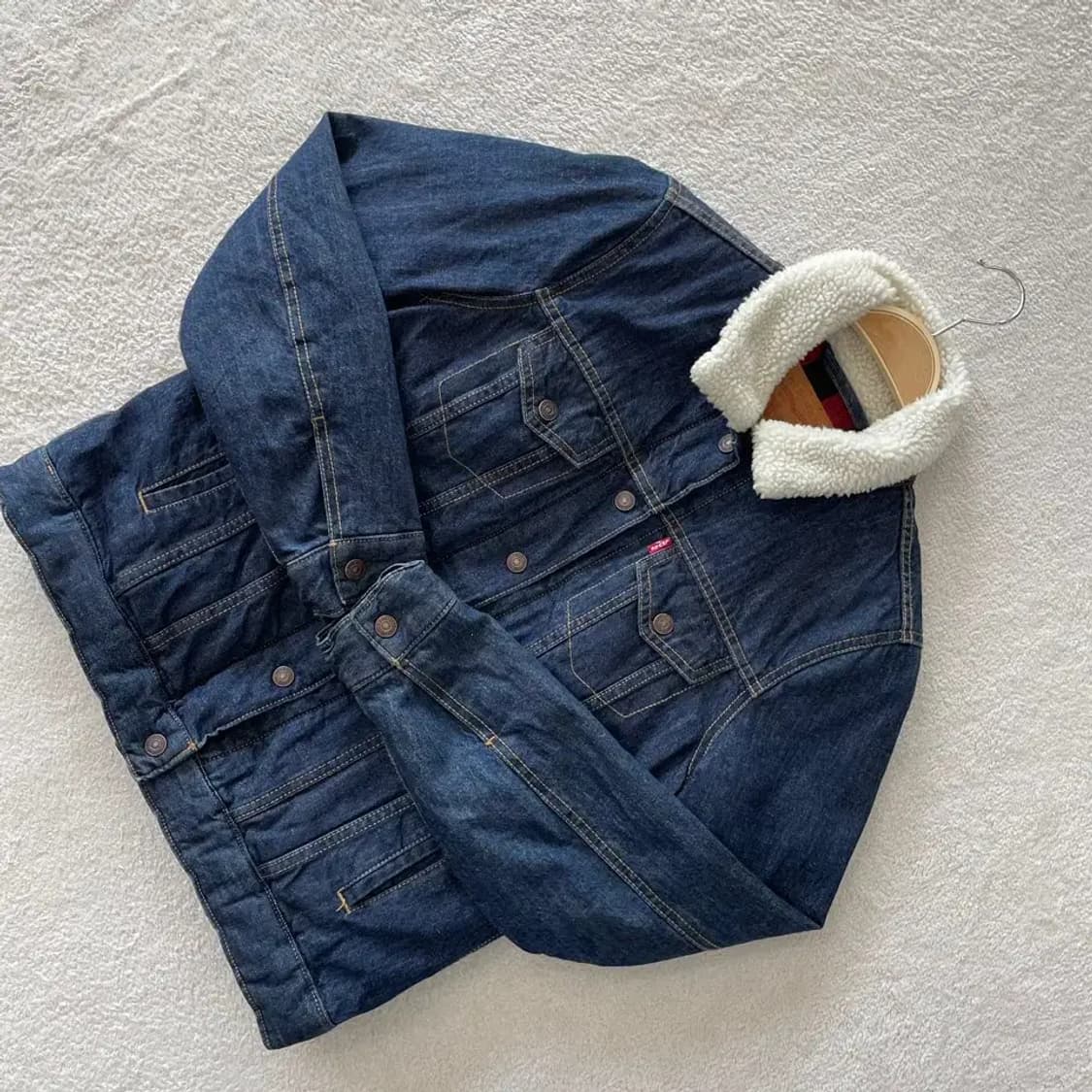 M 리바이스 여성 쉐르파 다운 트러커 데님청자켓 상품이미지3