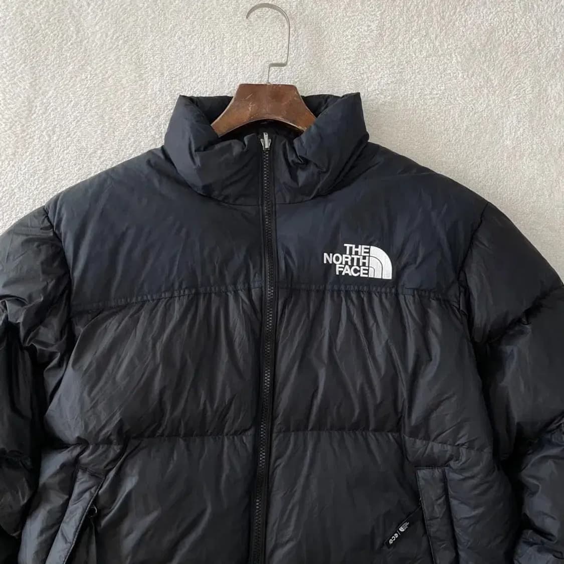 L 노스페이스 1996 에코눕시 패딩 블랙 100 상품이미지2