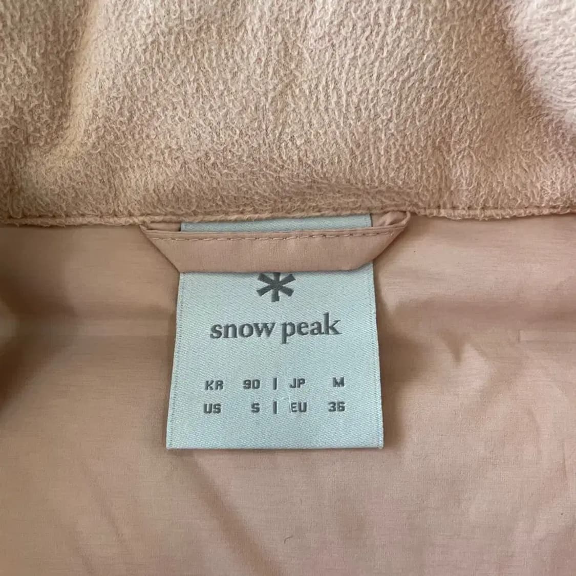 90 스노우피크 여성 스탠드넥 다운 경량패딩 자켓 M 상품이미지4