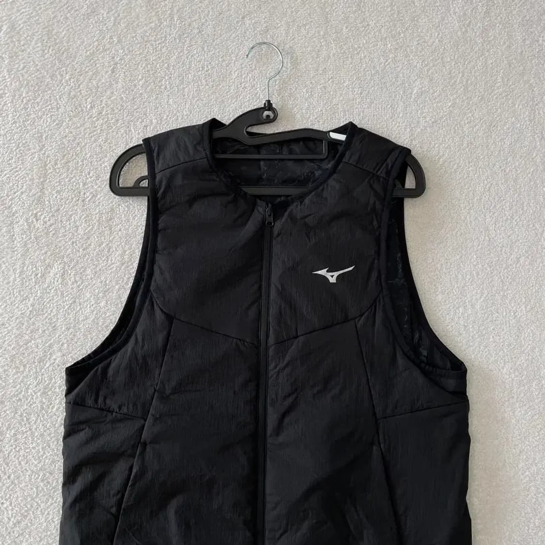 M 미즈노 양면 경량패딩조끼 상품이미지2