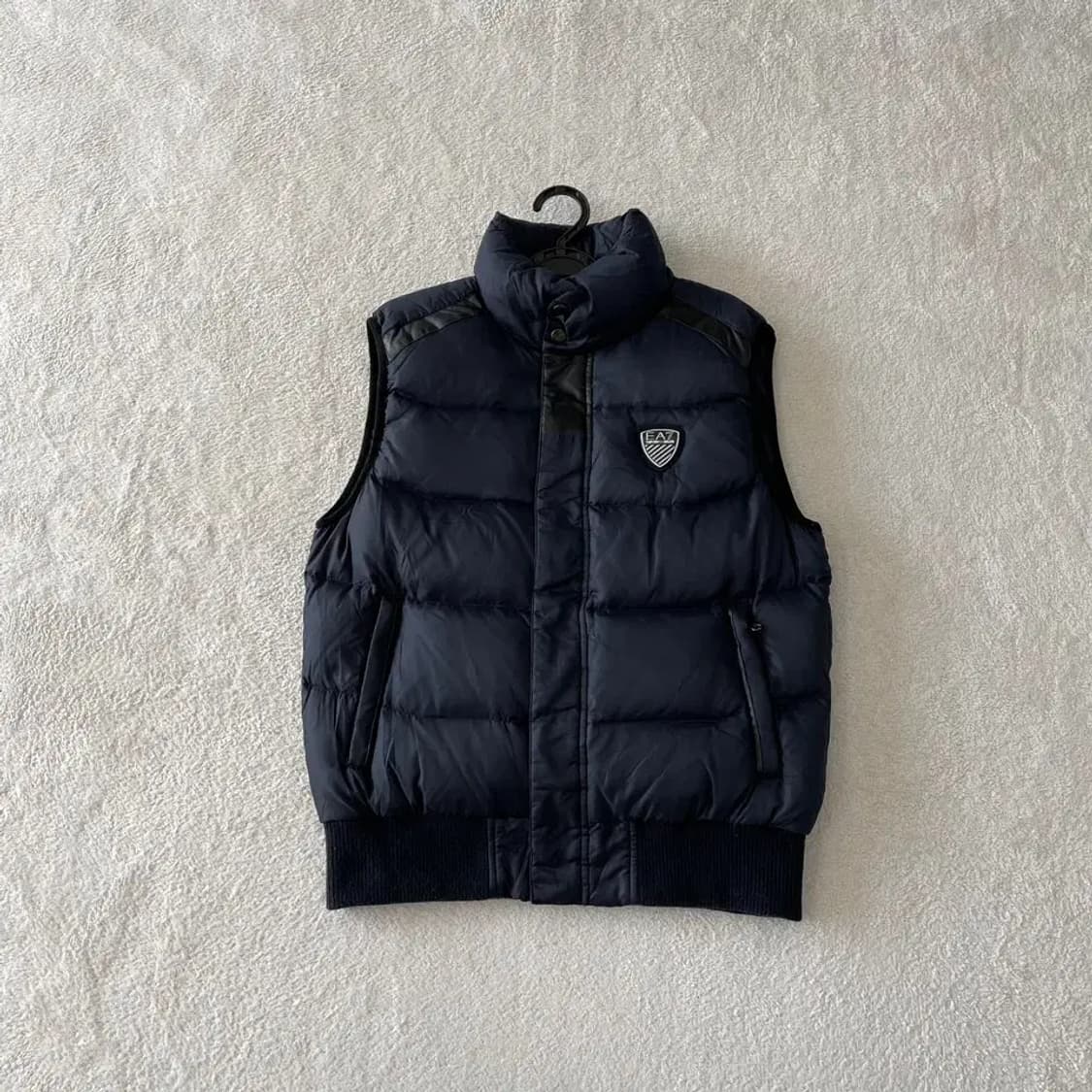 알마니 남성 다운 패딩조끼 95 M 엠포리오 아르마니 상품이미지1
