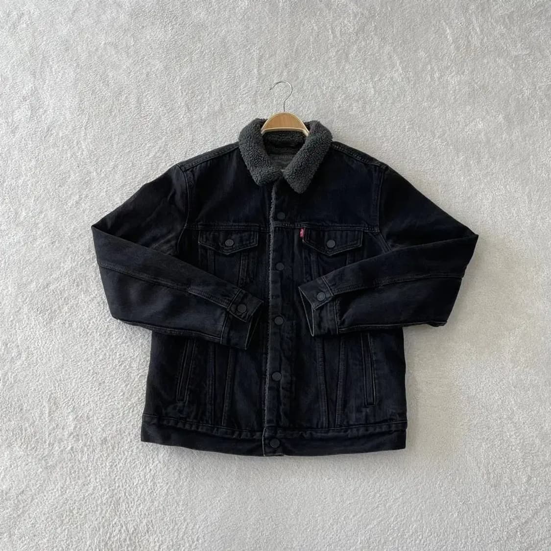 M 리바이스 쉐르파 흑청 데님 자켓 상품이미지1