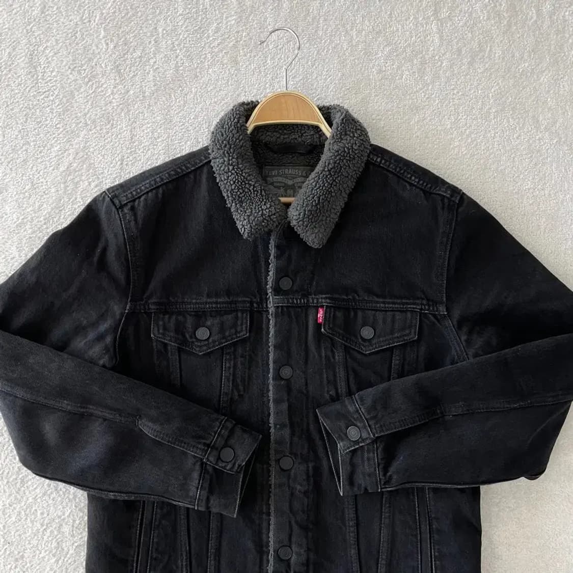 M 리바이스 쉐르파 흑청 데님 자켓 상품이미지2