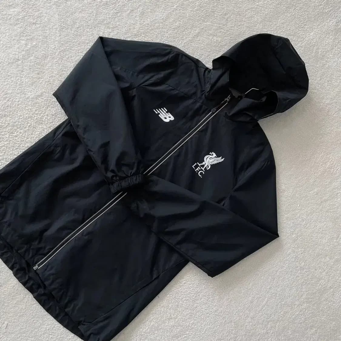 M 뉴발란스 리버풀 바람막이 레인자켓 95 상품이미지3