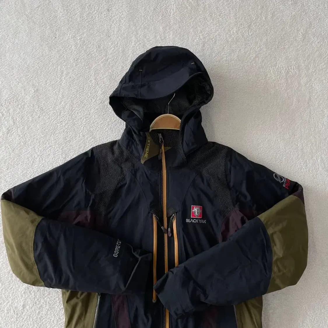 M 블랙야크 남성 고어텍스 자켓 (내피패딩포함) 95 상품이미지2