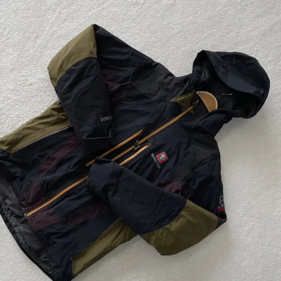 M 블랙야크 남성 고어텍스 자켓 (내피패딩포함) 95 상품이미지3