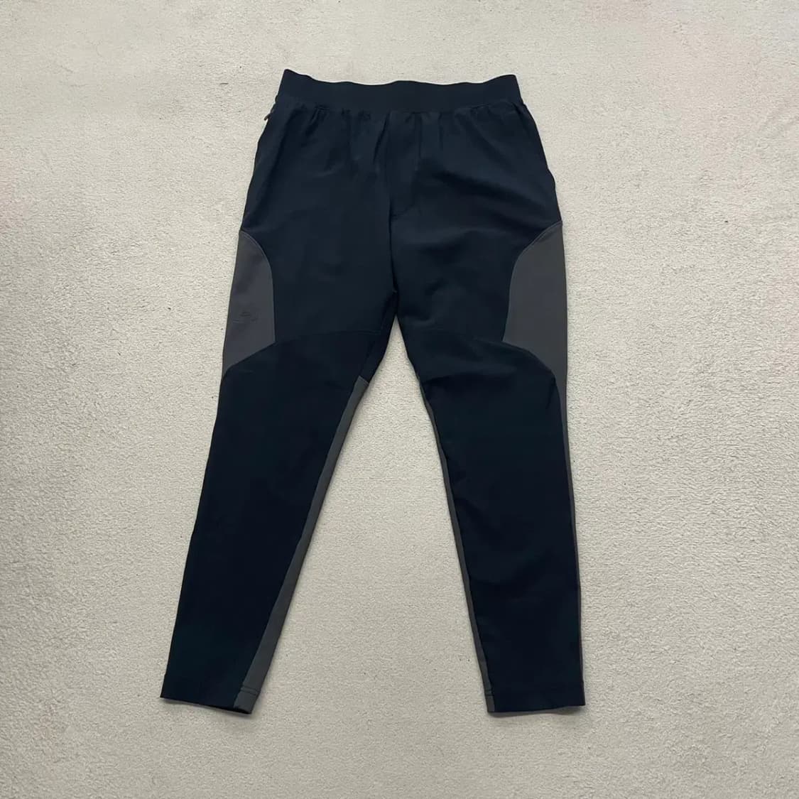 언더아머 블랙 트레이닝 바지 XL 상품이미지1