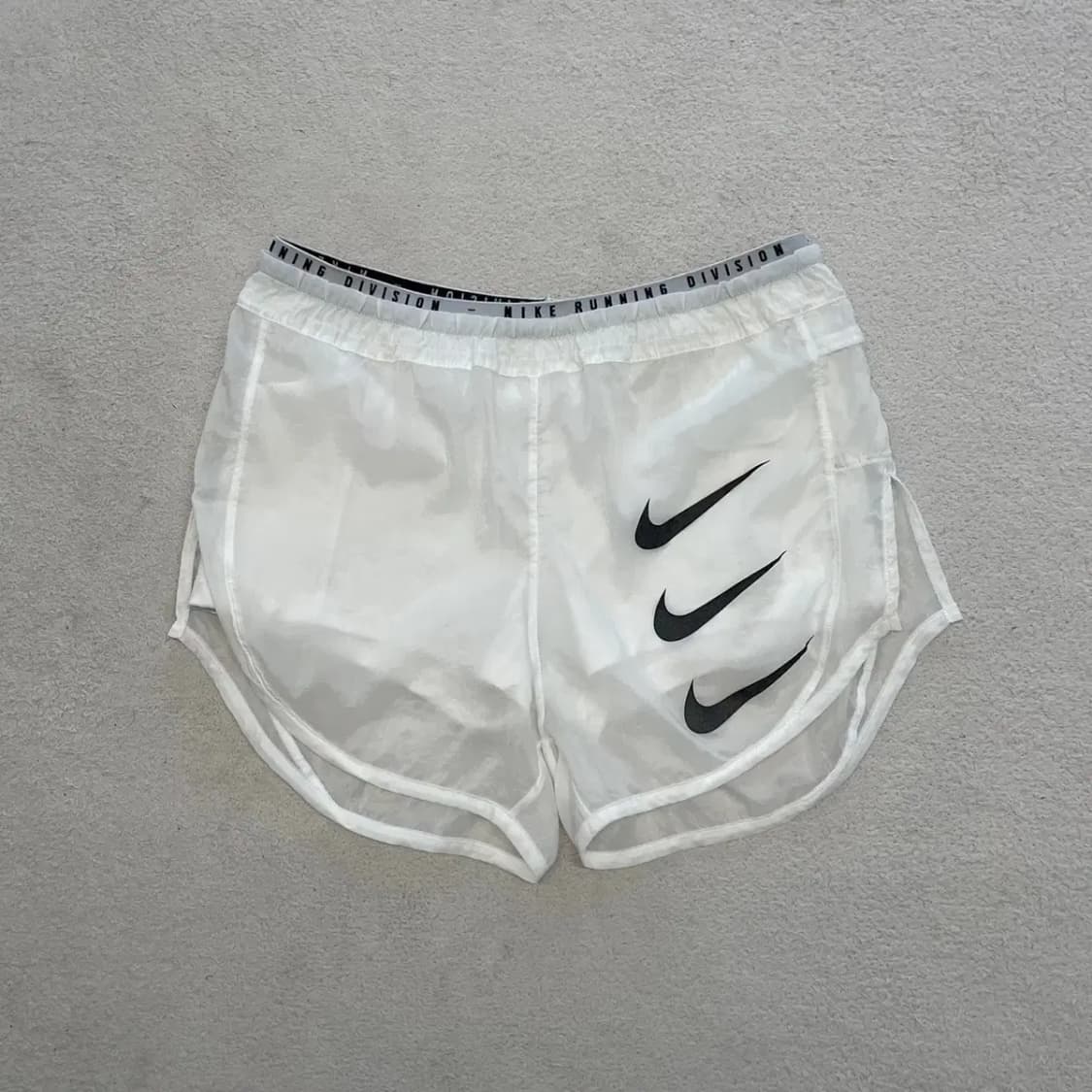 나이키 여성 러닝 디비전 반바지 M 상품이미지5
