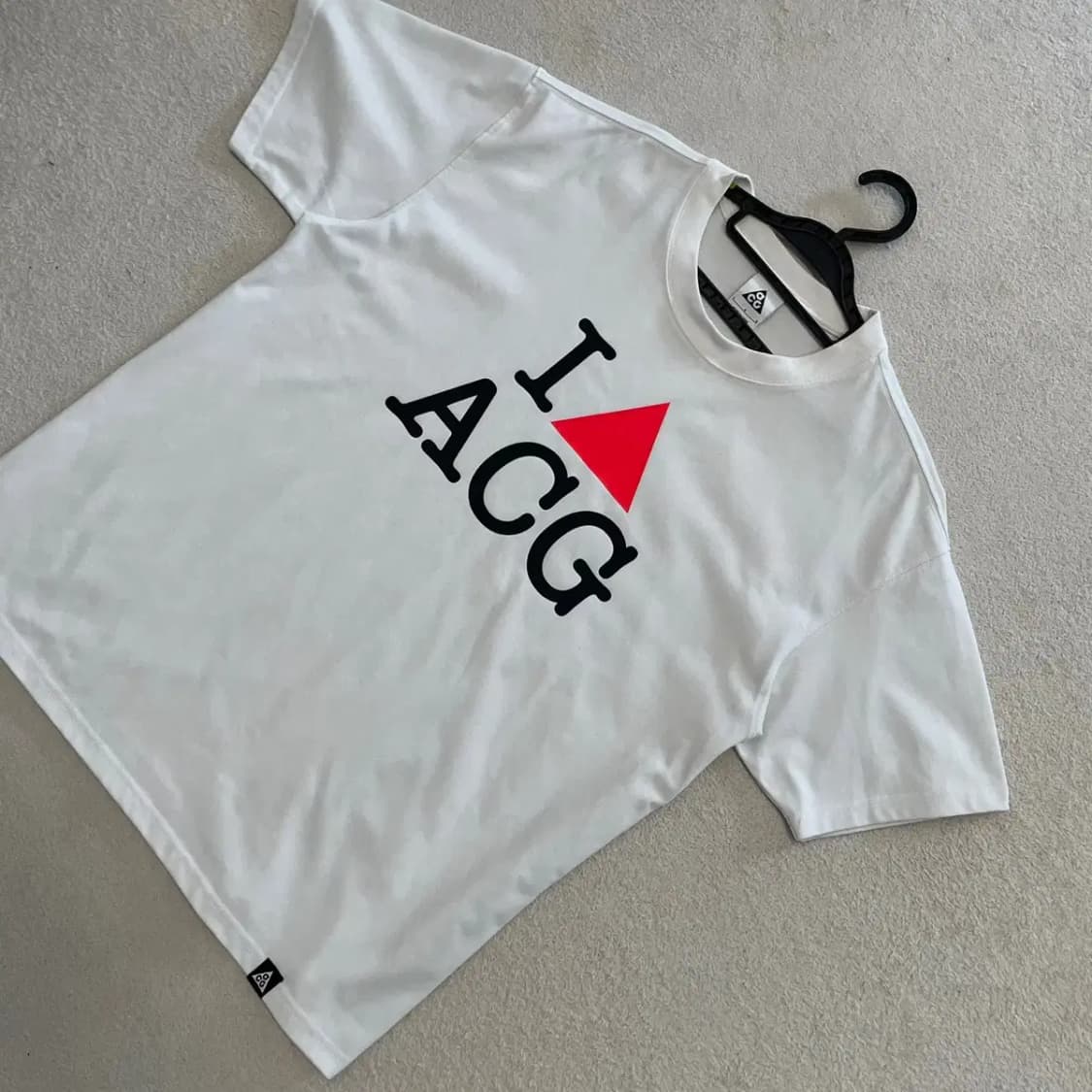 나이키 ACG 반팔티 100 하트 NRG 상품이미지3