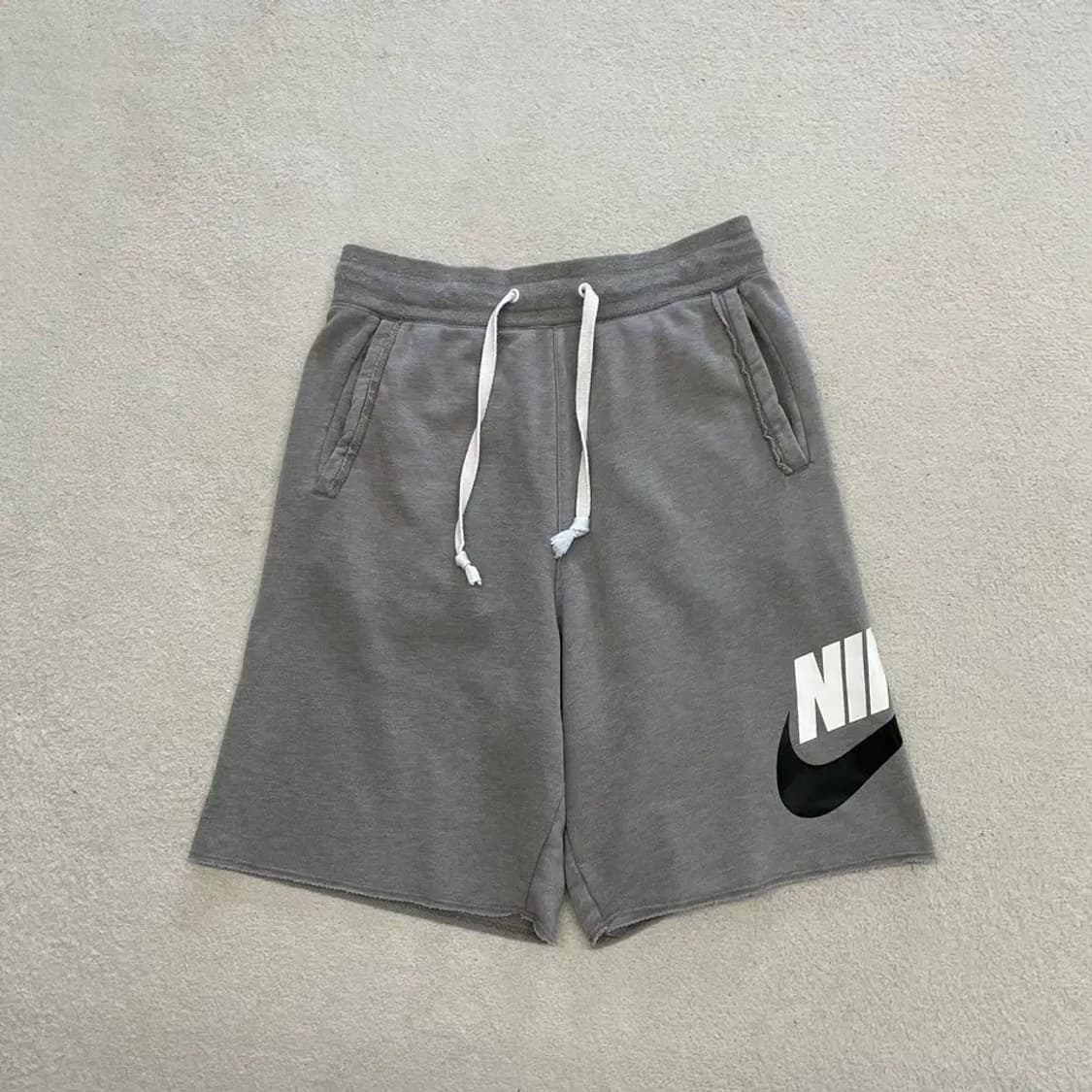 나이키 스우시 반바지 S 상품이미지1