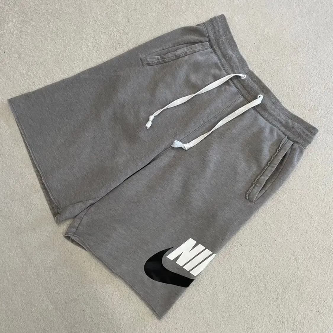 나이키 스우시 반바지 S 상품이미지3