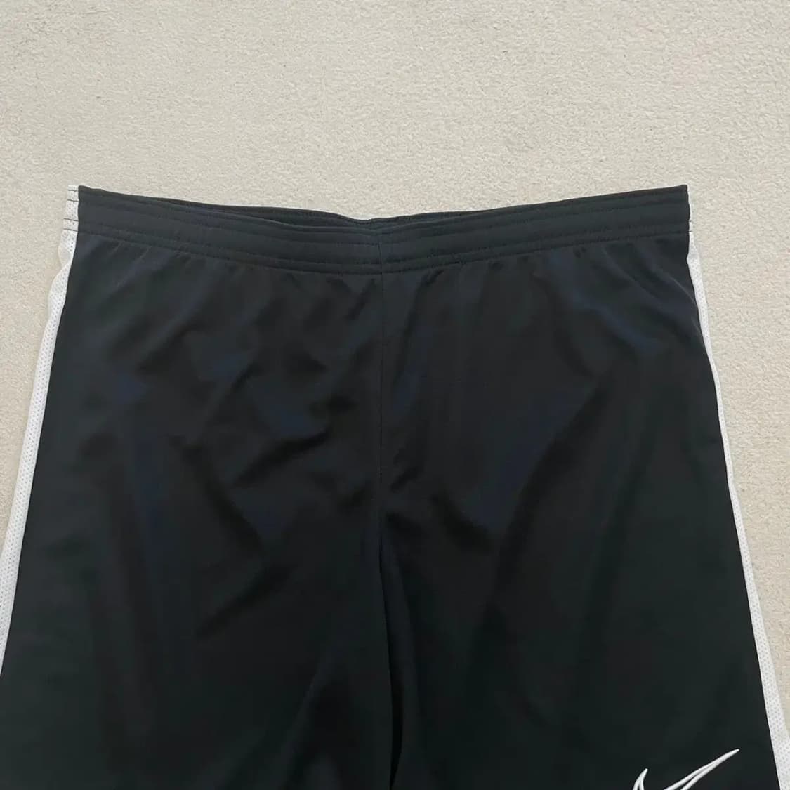 나이키 드라이핏 반바지 M 상품이미지2