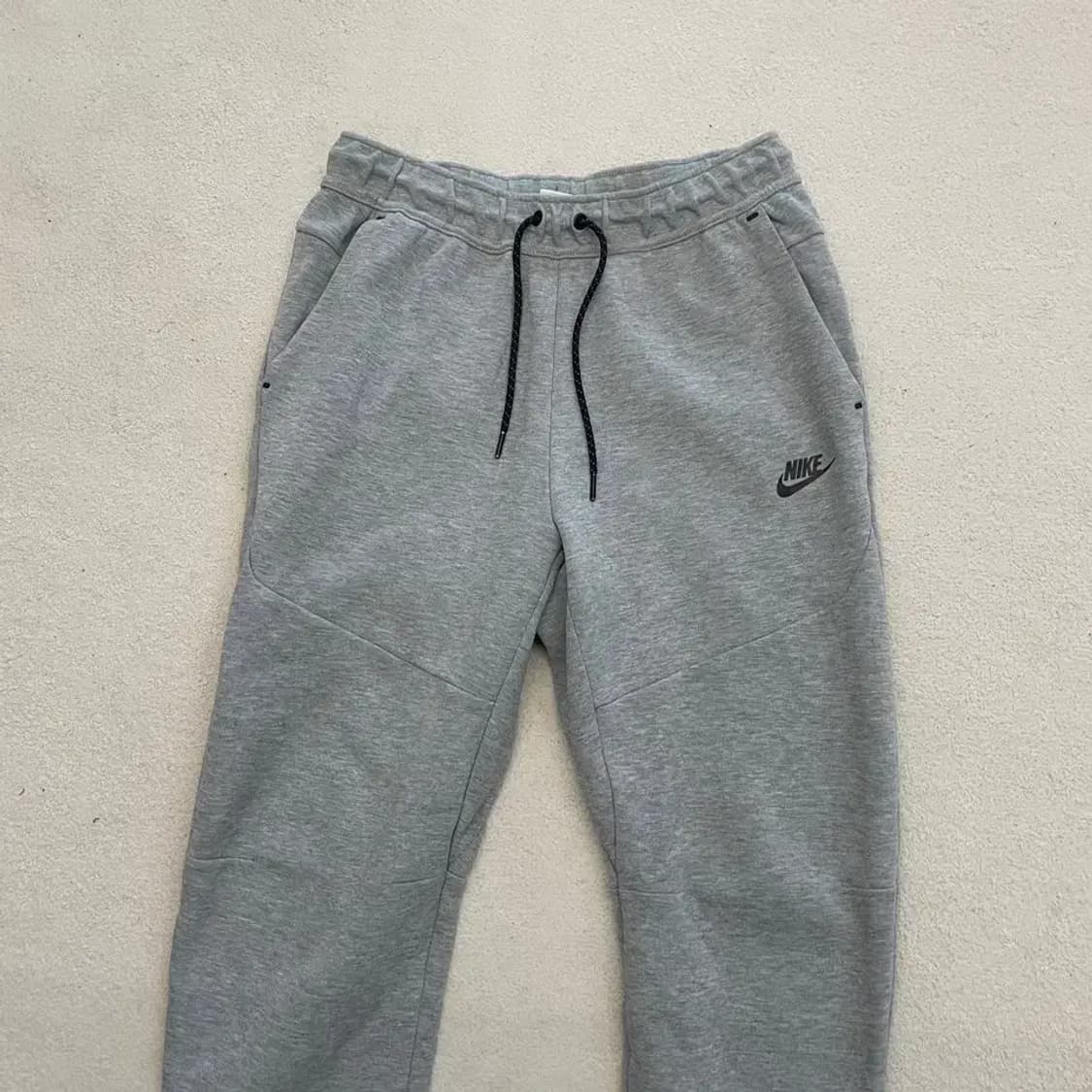 나이키 신형 테크팩 바지 M 상품이미지2