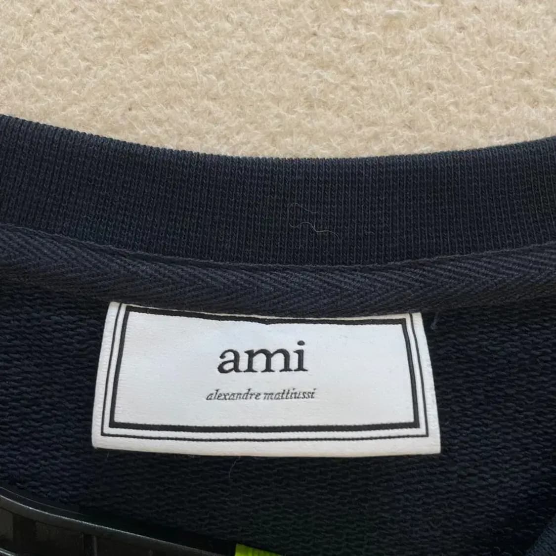 M 아미 네이비 로고패치 스펠 맨투맨 AMI 상품이미지4