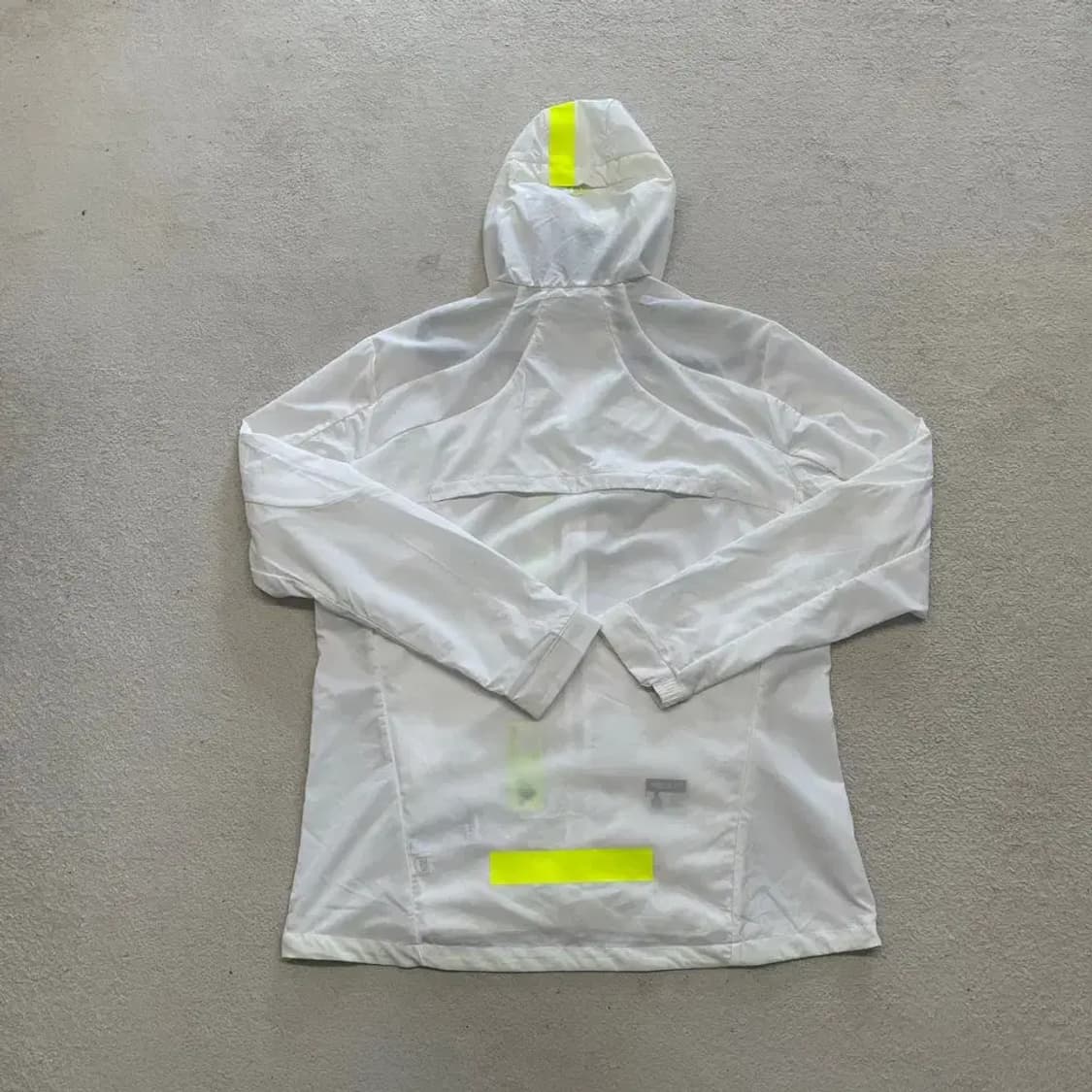 (새상품) XXL 아디다스 러닝 바람막이 110 상품이미지9