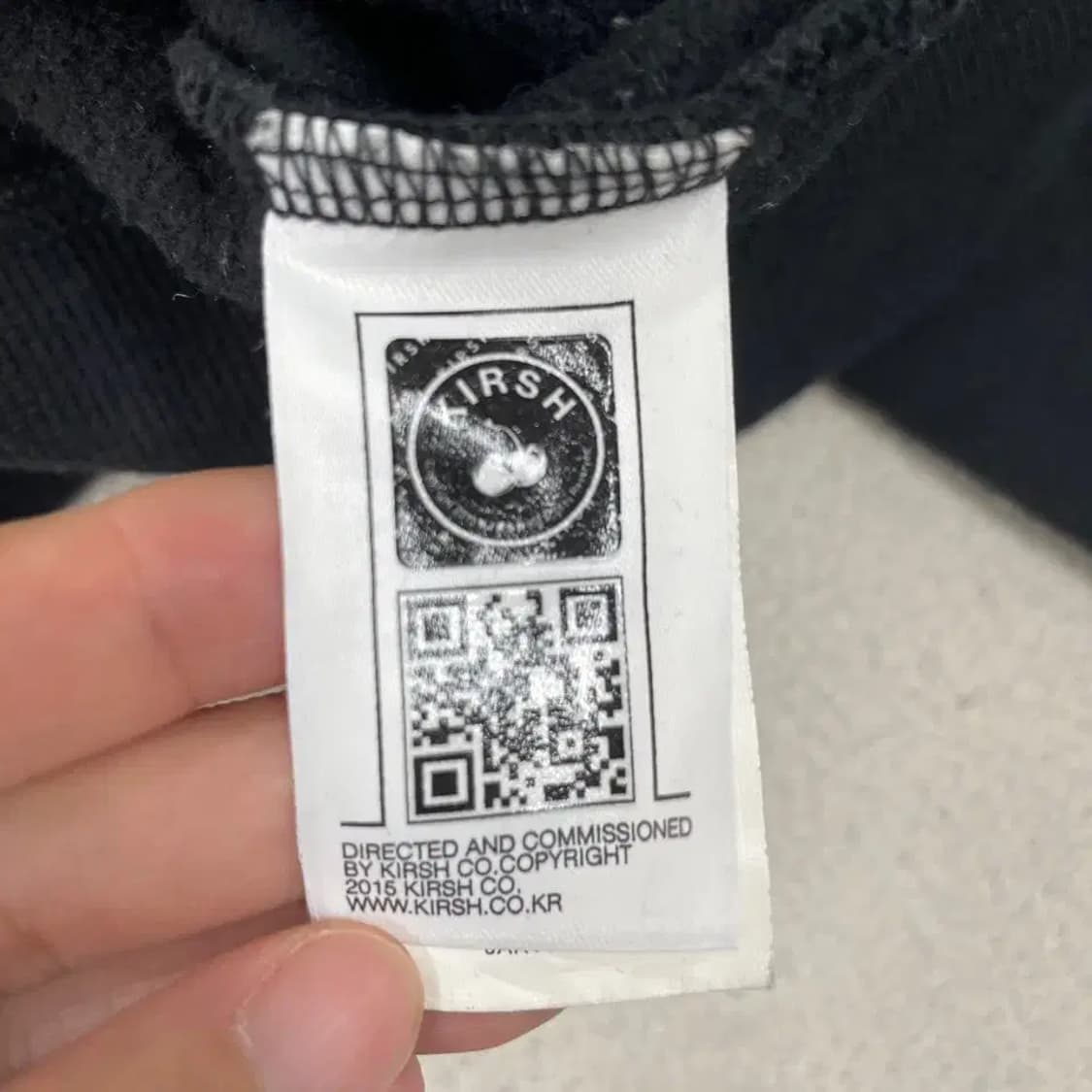 키르시 블랙 맨투맨 1 상품이미지7