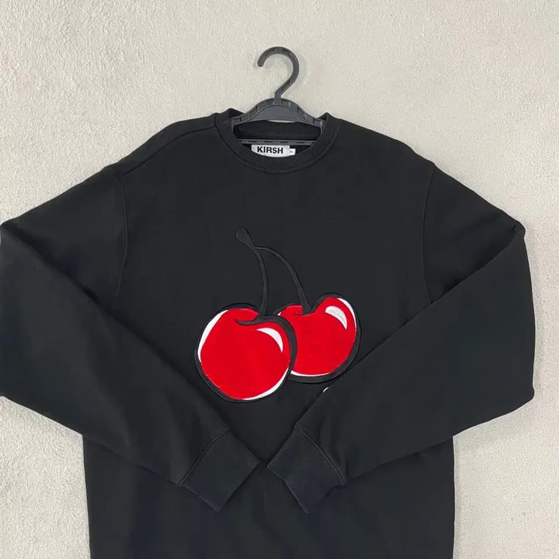 키르시 블랙 맨투맨 2 상품이미지2