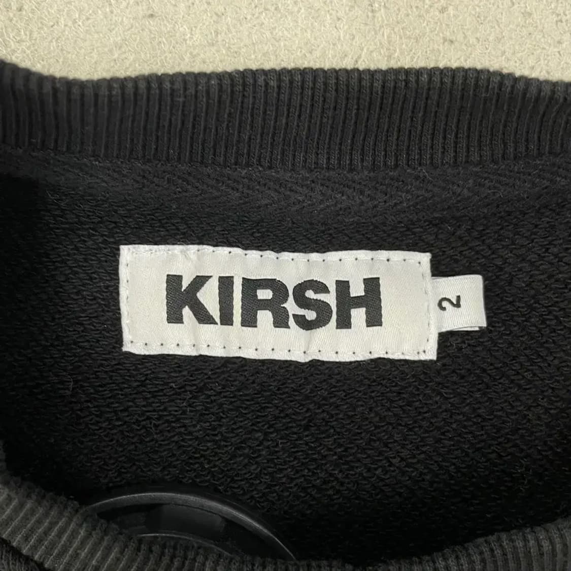 키르시 블랙 맨투맨 2 상품이미지4