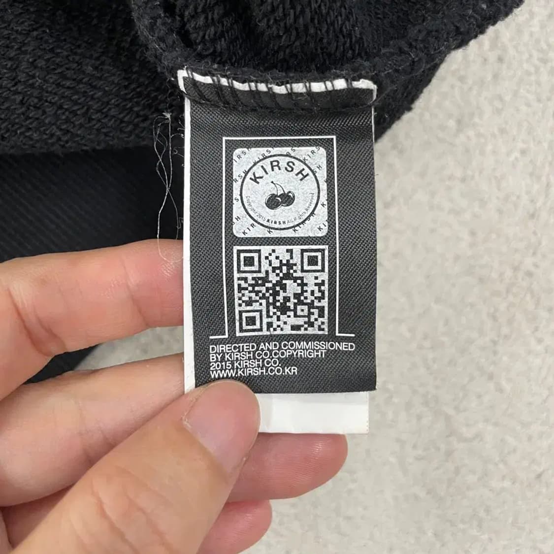 키르시 블랙 맨투맨 2 상품이미지7