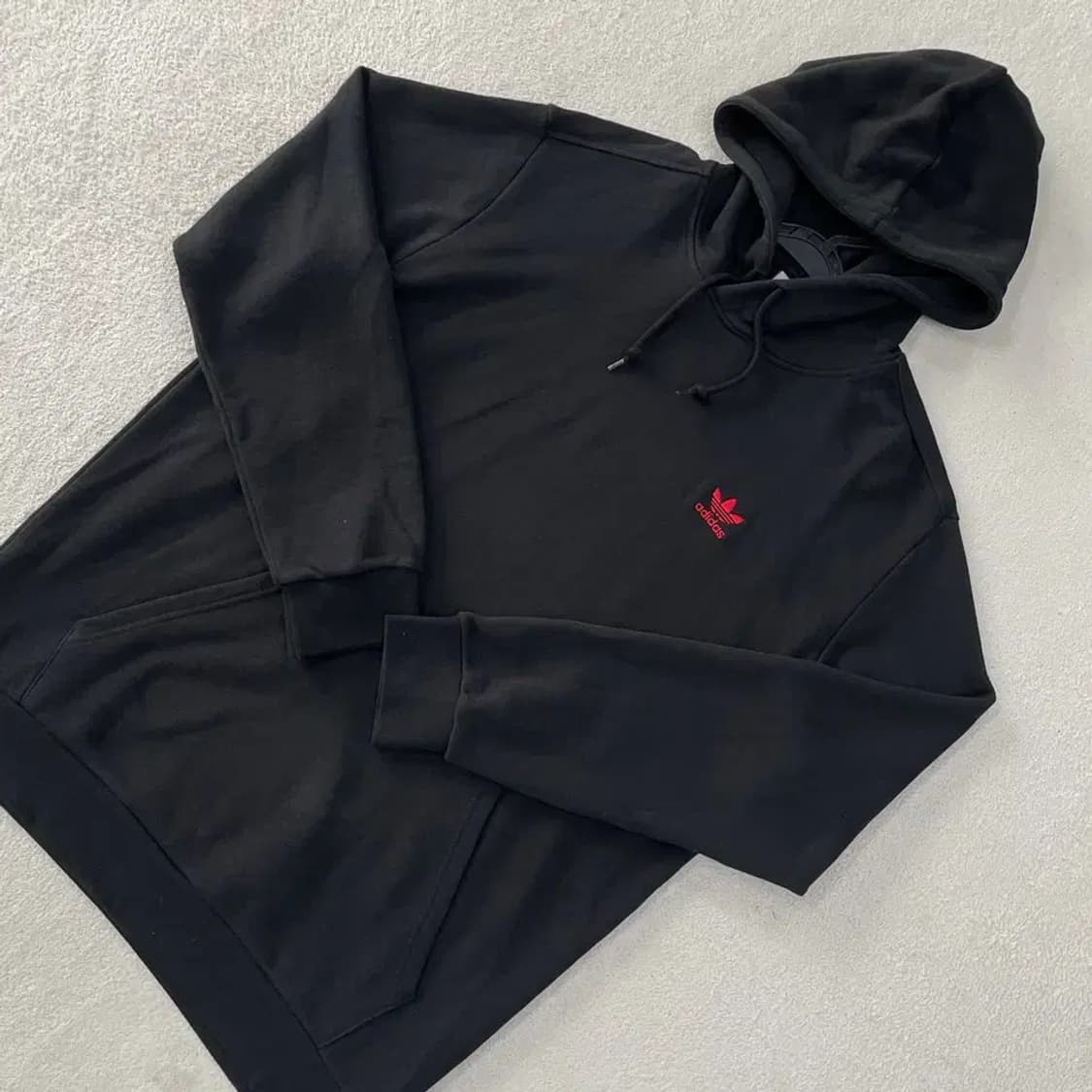 3XL 아디다스 에센셜 빅사이즈 후드티 블랙 검빨 상품이미지3