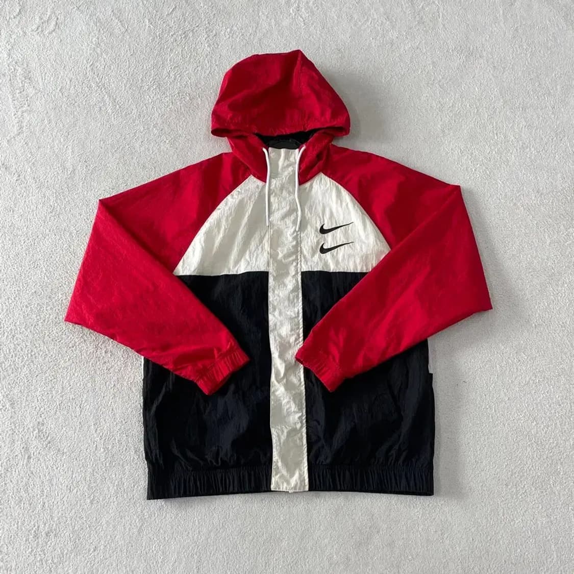 L 나이키 더블스우시 레드 바람막이 100 상품이미지1