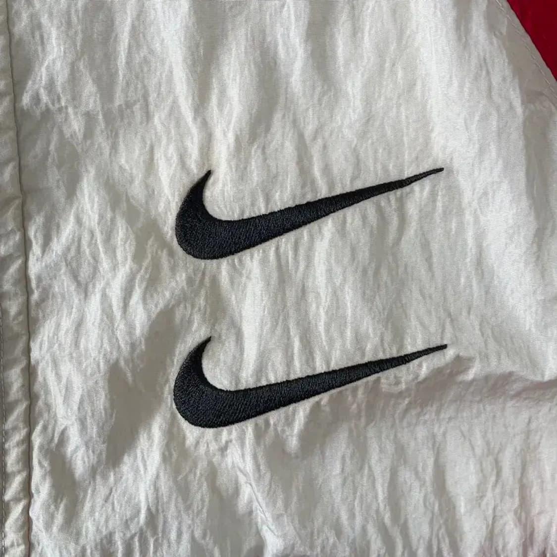 L 나이키 더블스우시 레드 바람막이 100 상품이미지5