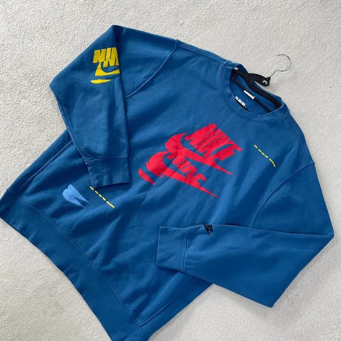 XL 나이키 NSW 에센셜 플러스 맨투맨 상품이미지3