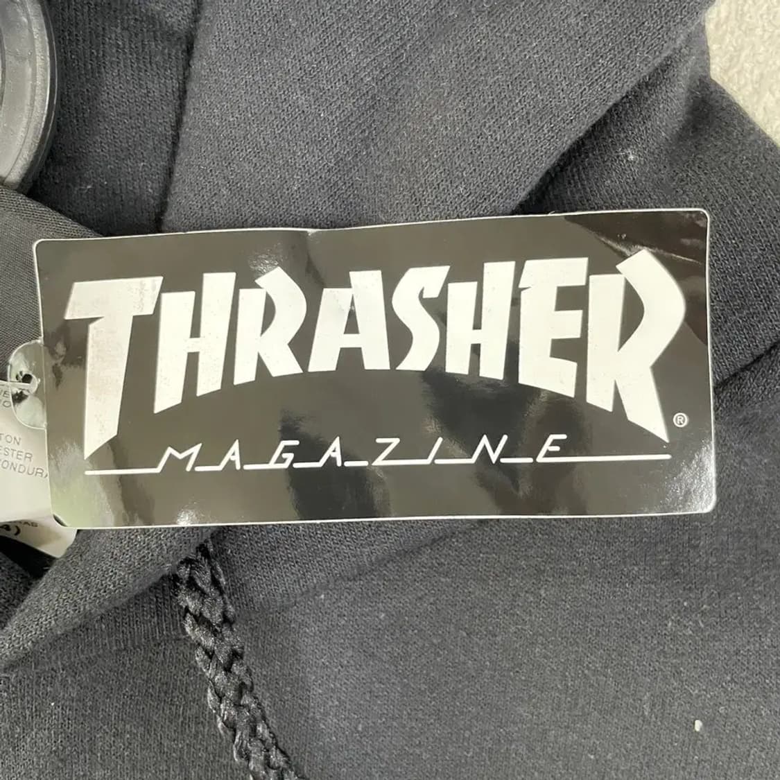 (새상품) L 트레셔 매거진 후드티 상품이미지5