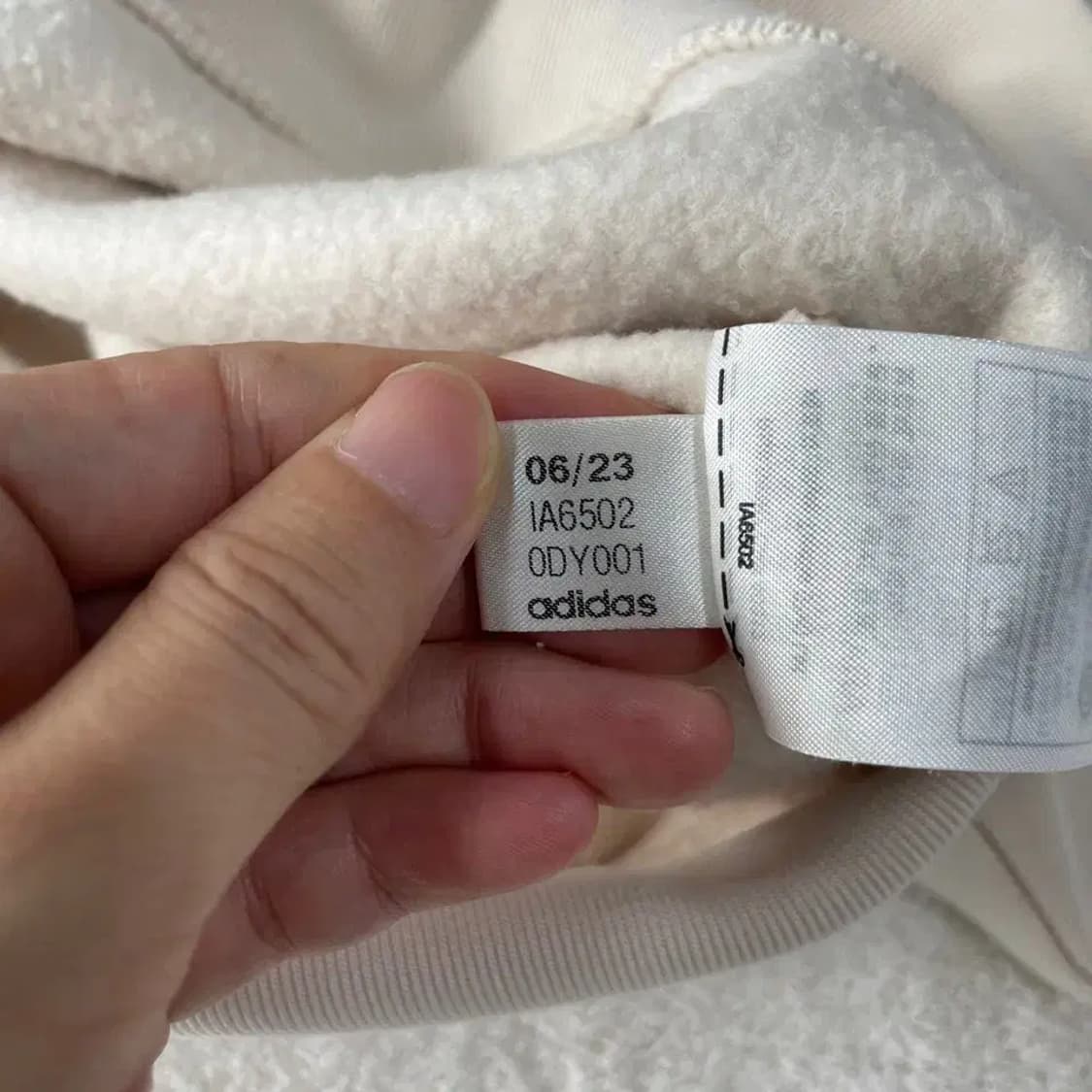m 아디다스 여성 신형 에센셜 맨투맨 상품이미지7
