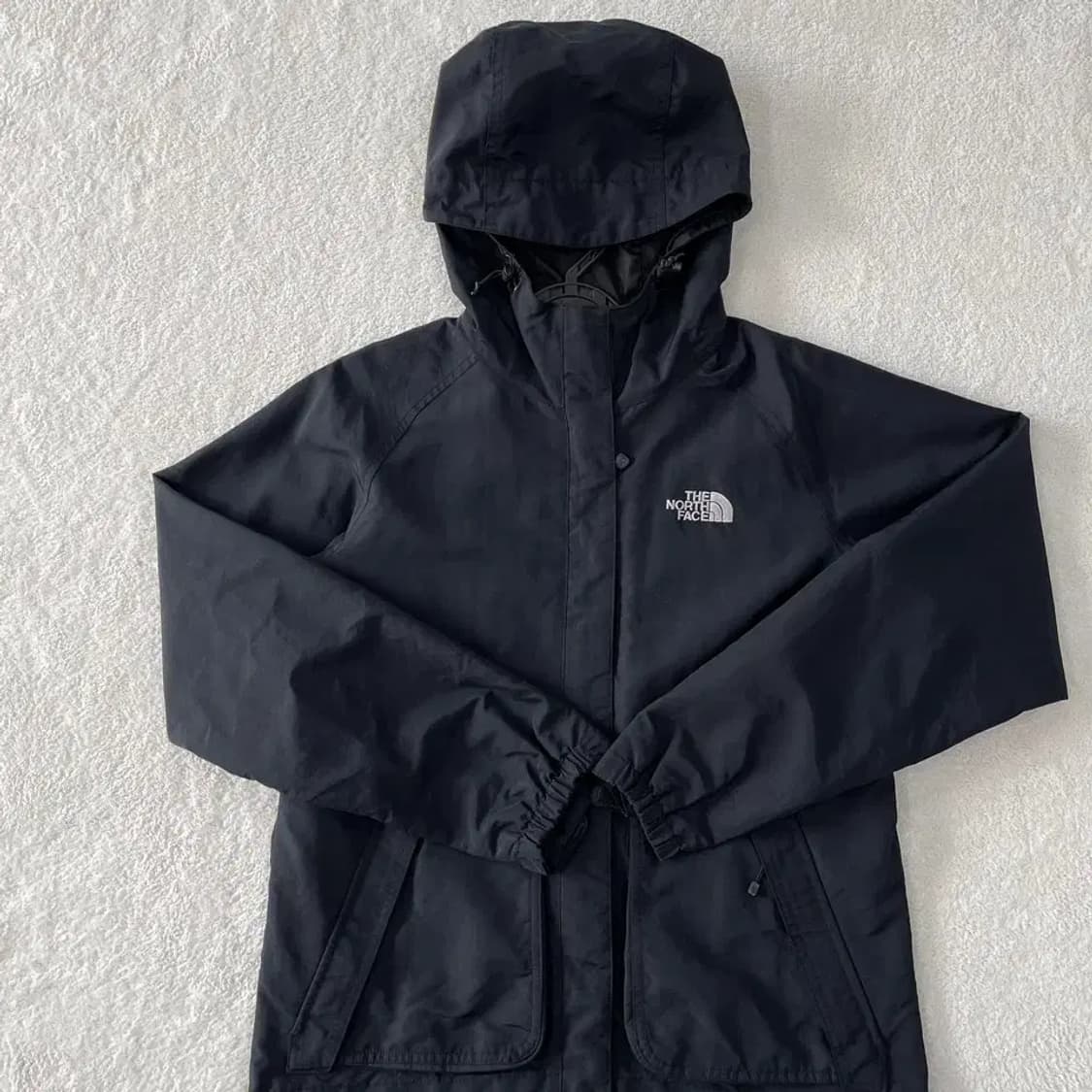 L 노스페이스 여성 고프코어 바람막이 블랙 상품이미지2