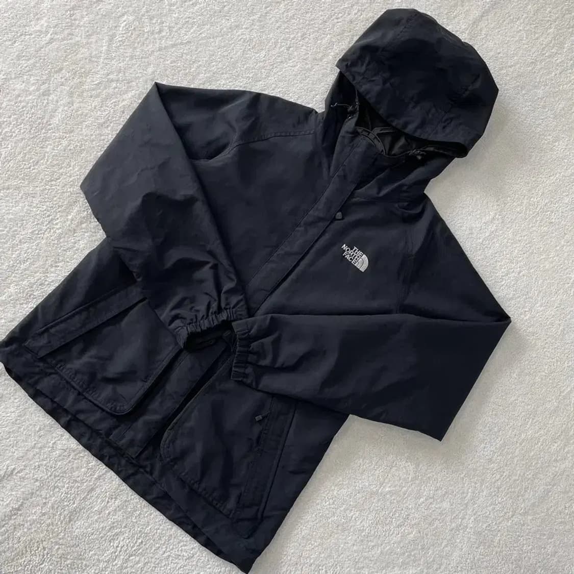 L 노스페이스 여성 고프코어 바람막이 블랙 상품이미지3