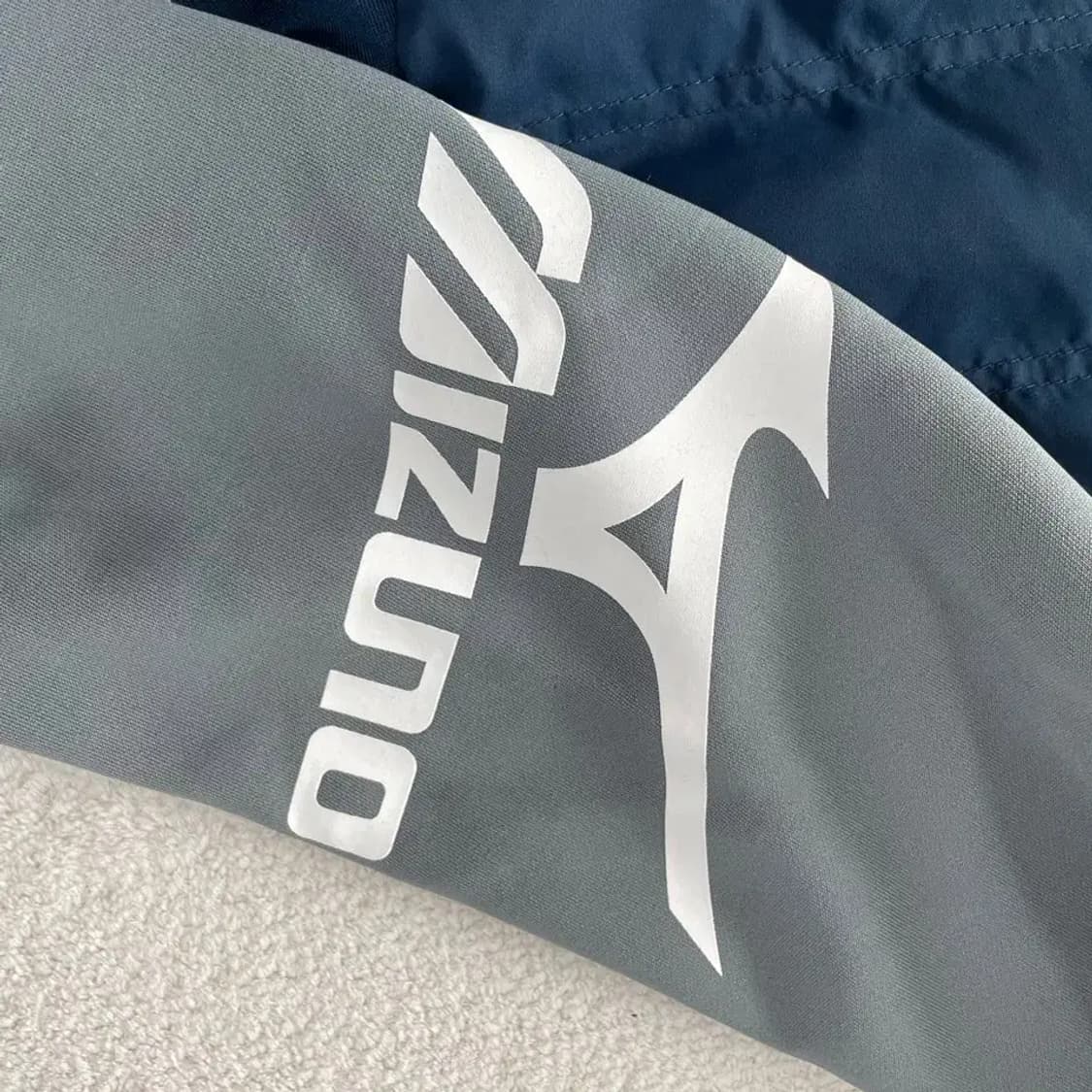 L 미즈노 2024 하이브리드 아노락 패딩 피스테 자켓 상품이미지5