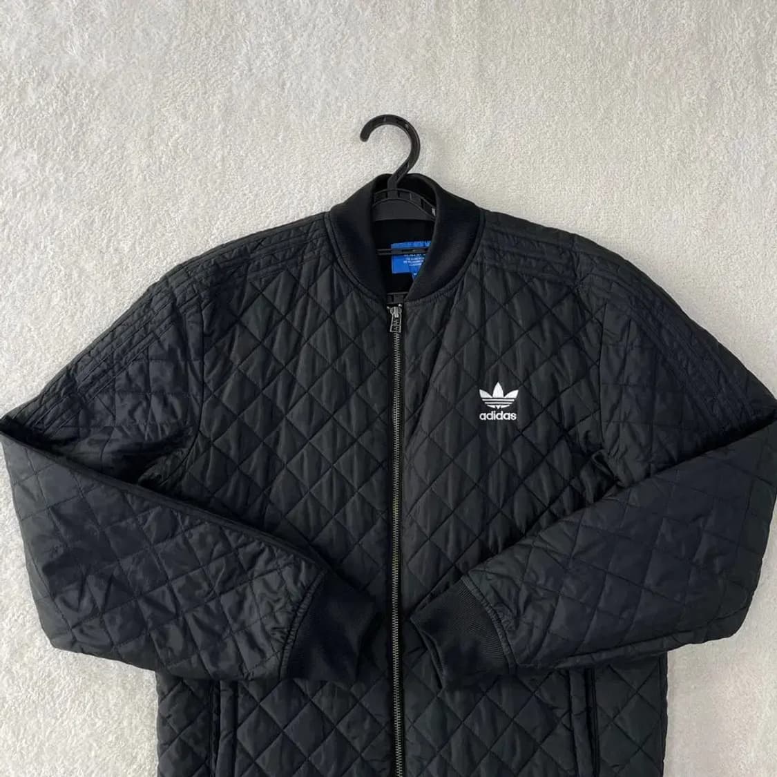 100 아디다스 블랙삼선 퀼팅자켓 상품이미지1