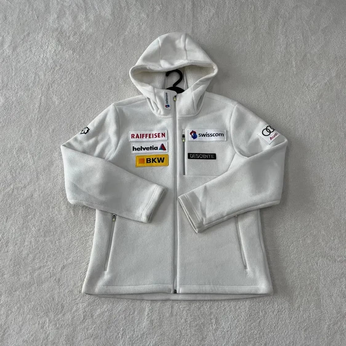 데상트 아우디 후리스 L 100 상품이미지1