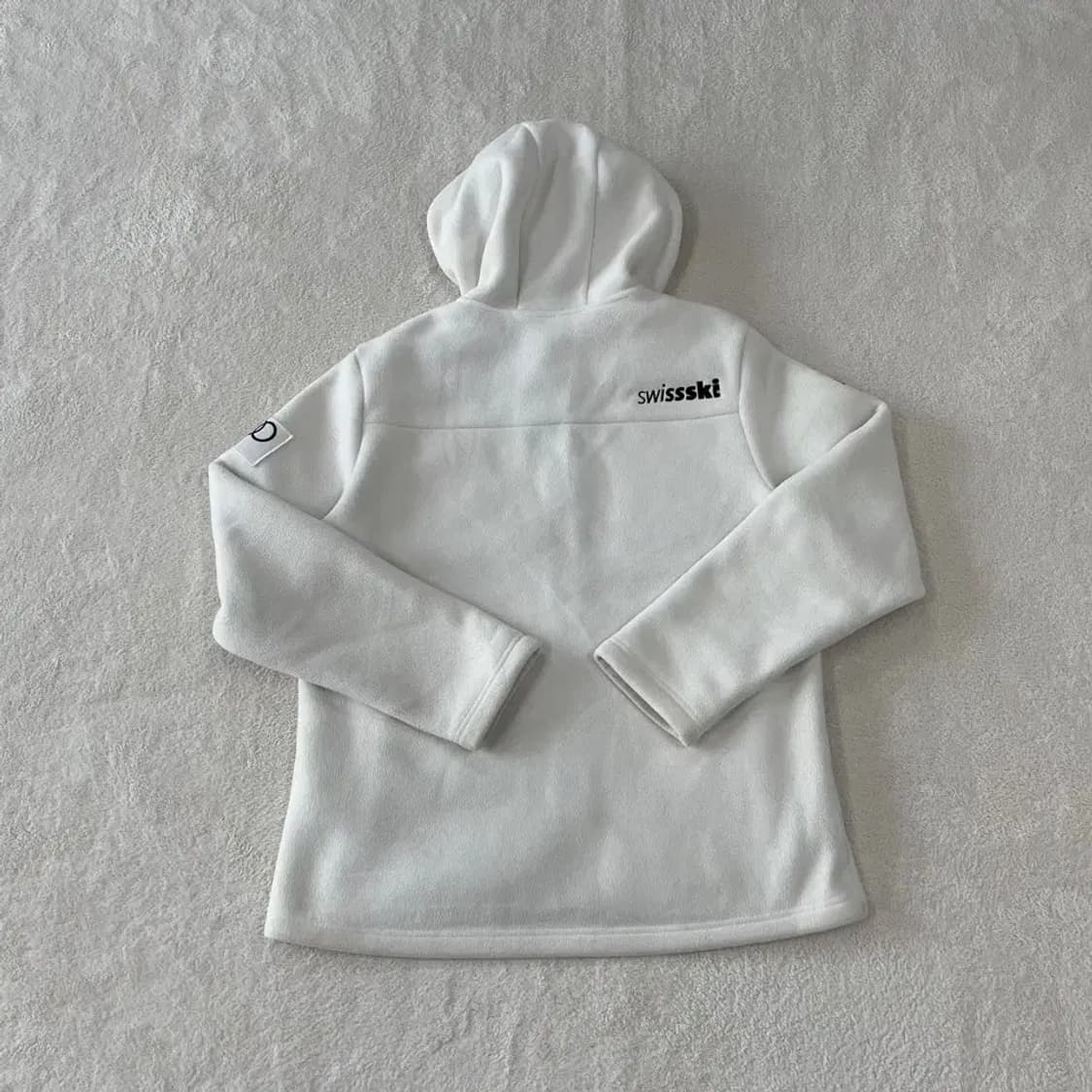 데상트 아우디 후리스 L 100 상품이미지9