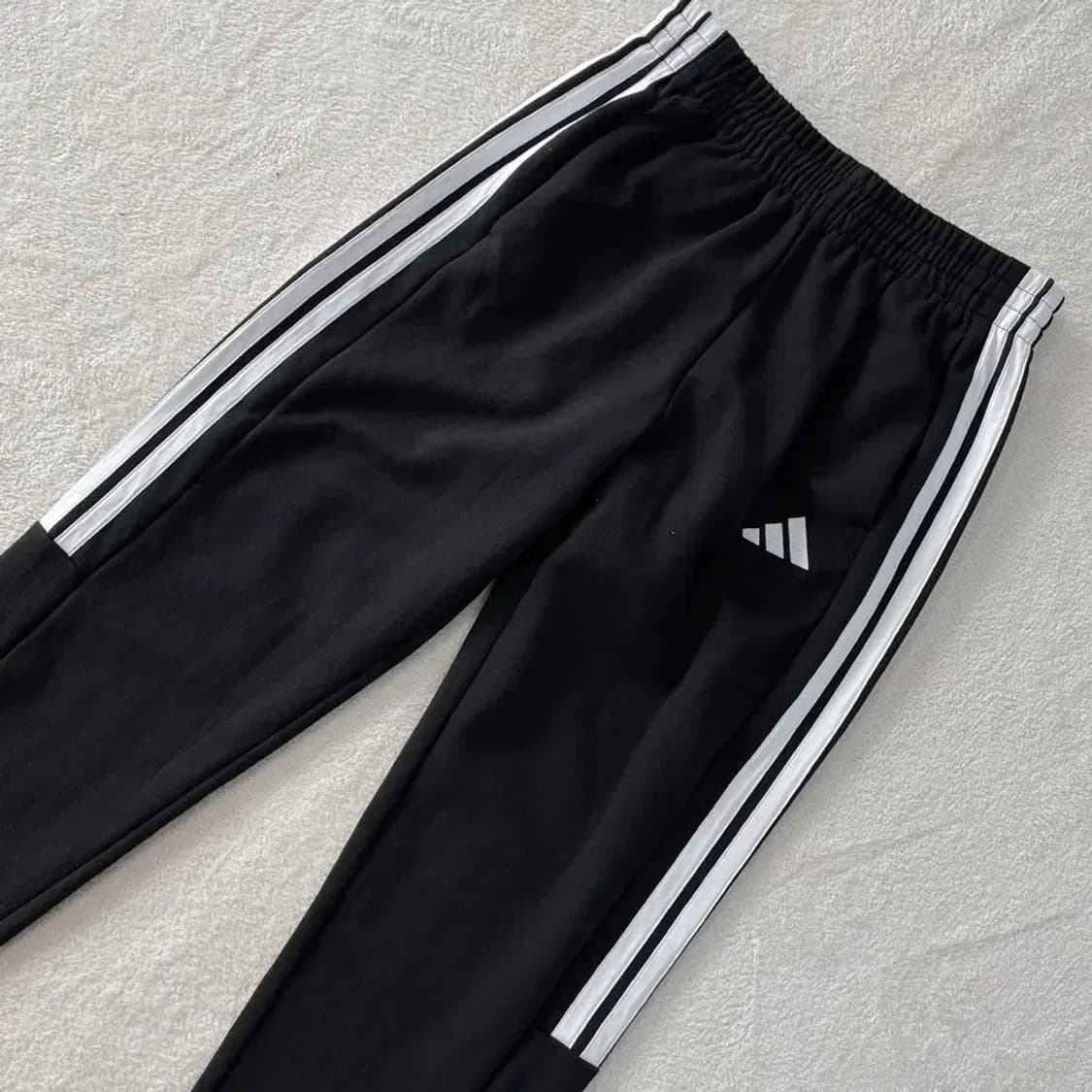 M 아디다스 2025 기모 트레이닝 바지 남성 상품이미지3