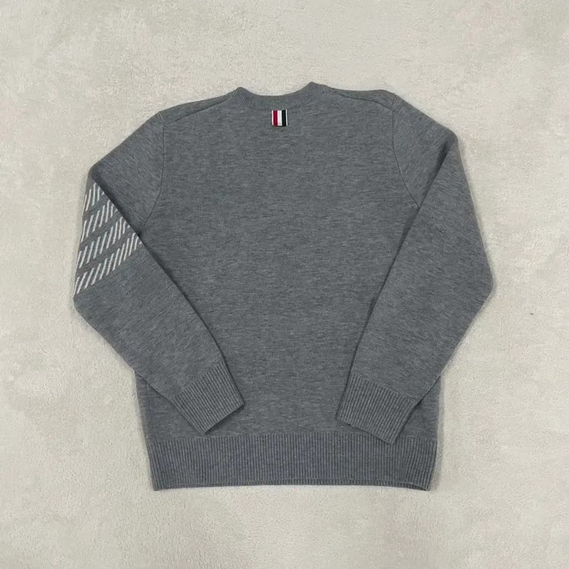 1 톰브라운 돌핀 사선완장 니트 돌고래 상품이미지8