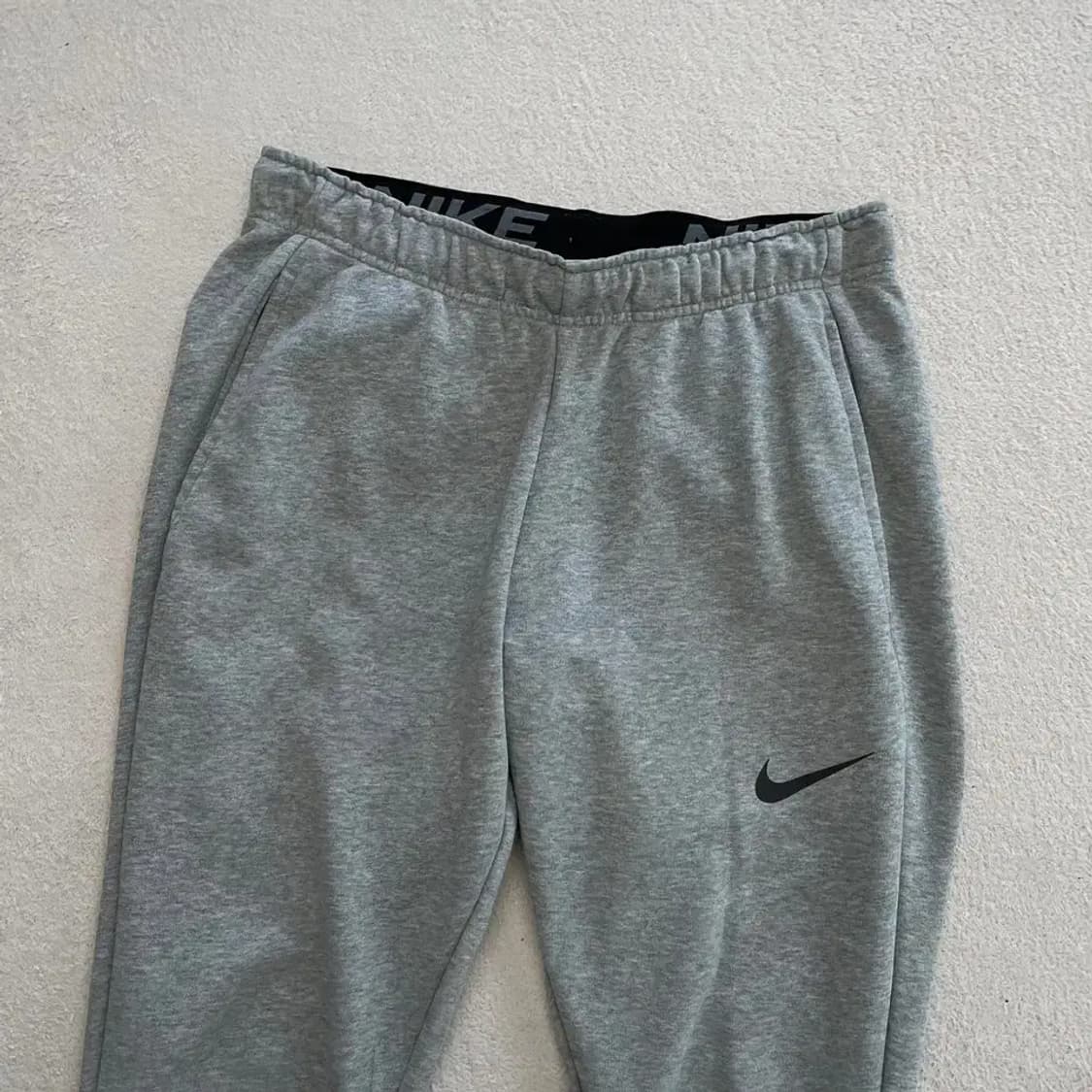 나이키 드라이핏 춘추 바지 L 상품이미지2