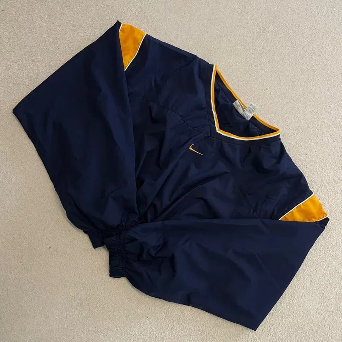 나이키 여성 리메이크 크롭 웜업 빈티지 상품이미지3