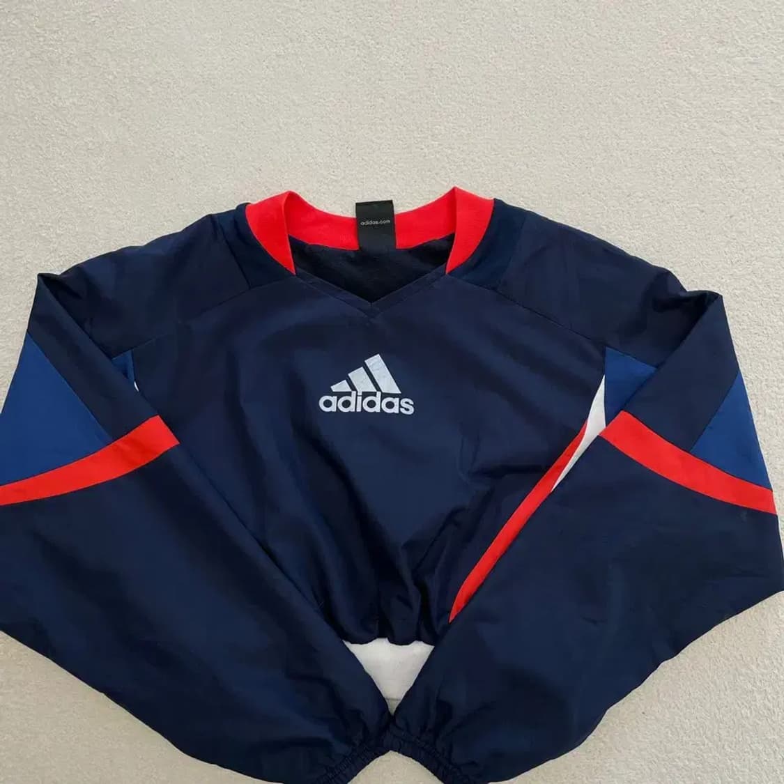 아디다스 크롭 리메이크 웜업 바람막이 상품이미지2