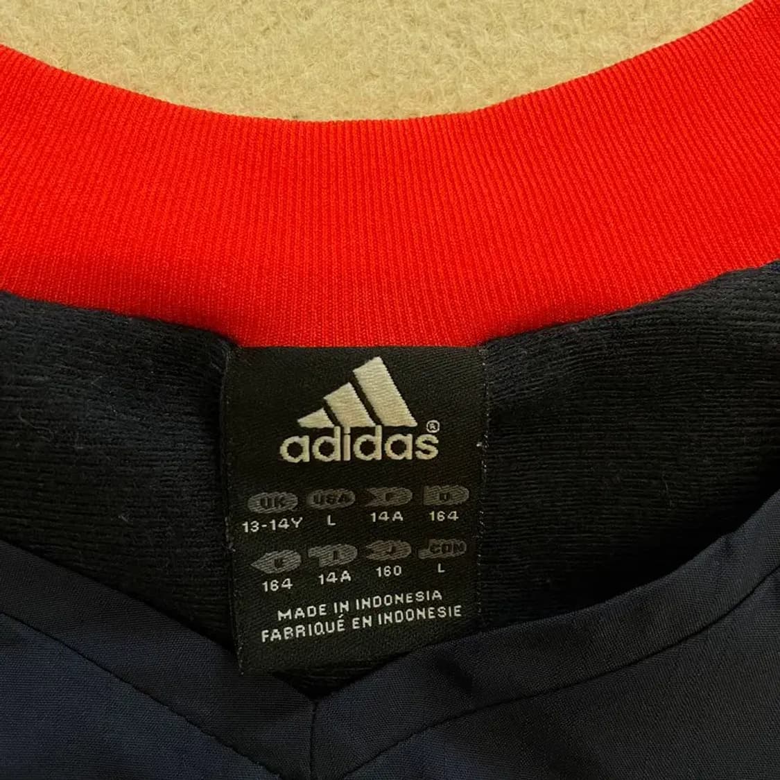 아디다스 크롭 리메이크 웜업 바람막이 상품이미지4