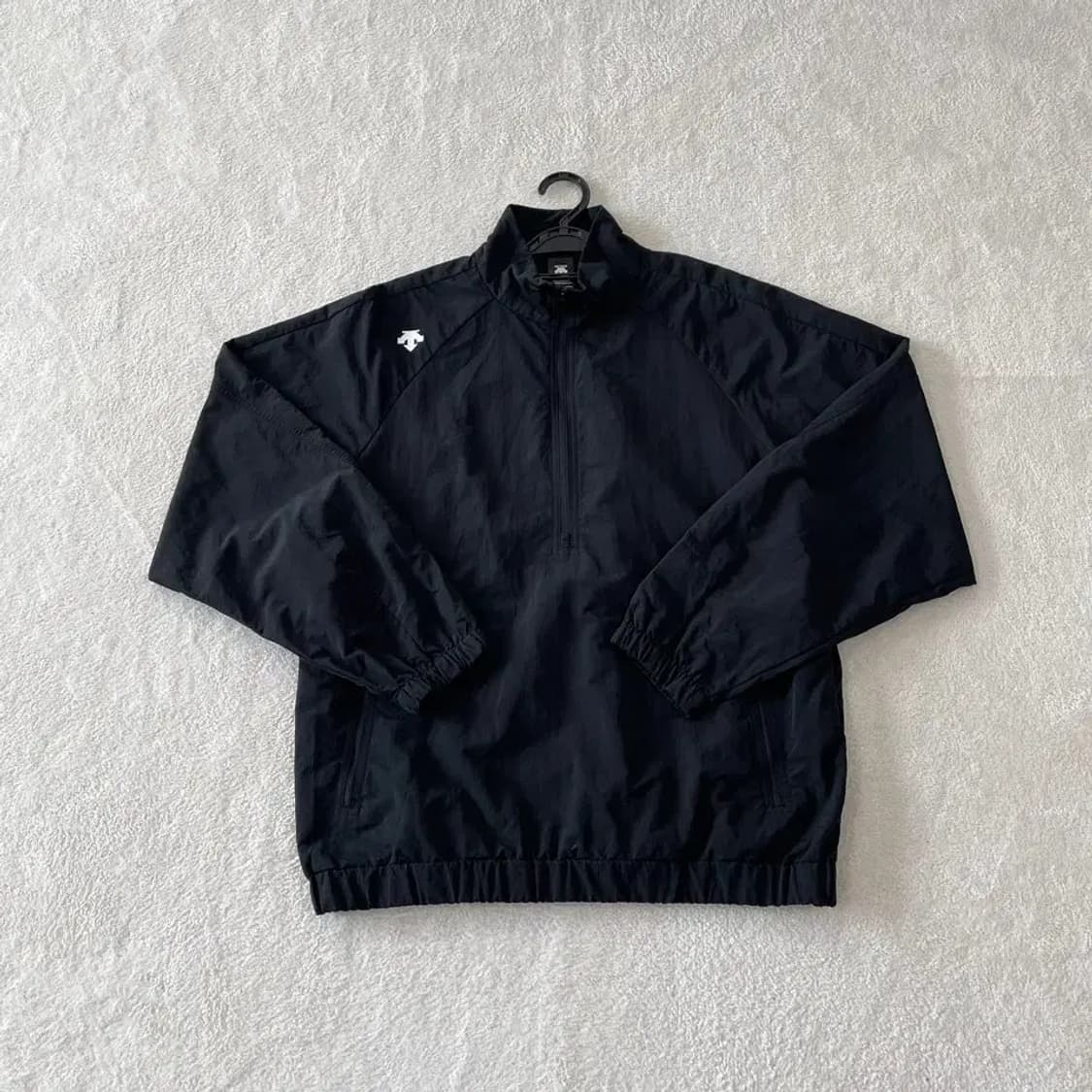 데상트 신형 아노락 바람막이 XL 105 상품이미지1