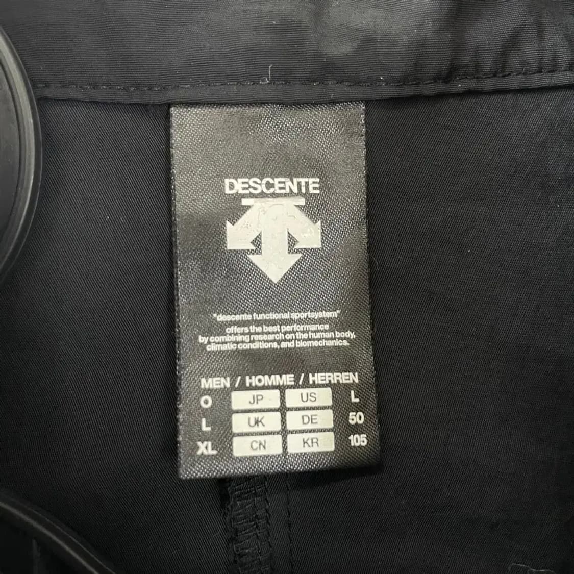 데상트 신형 아노락 바람막이 XL 105 상품이미지4