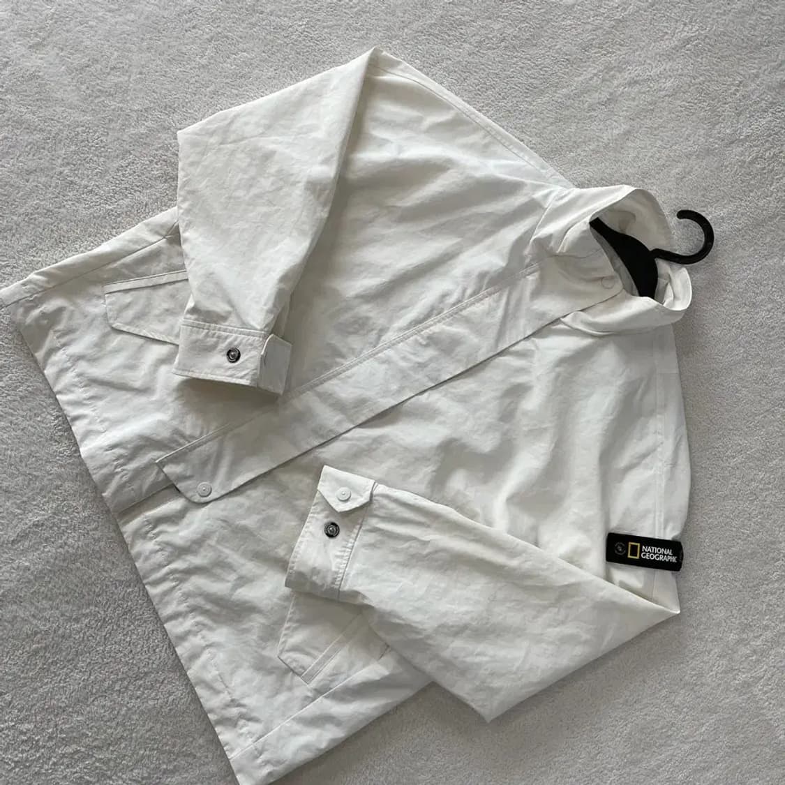 내셔널지오그래픽 여성 치코니아 바람막이 자켓 상품이미지3